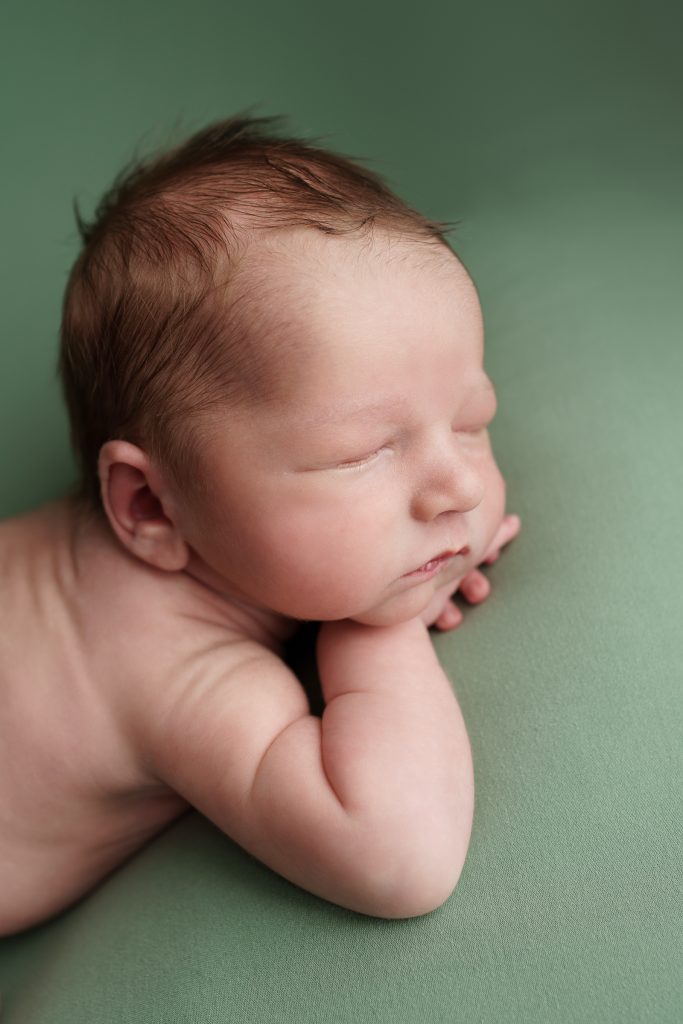 Stunning Newborn Photographs in the Dunmow and Bishop’s Stortford area - profile